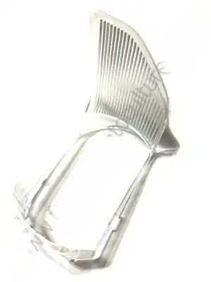 Aro farol esquerdo Kubota